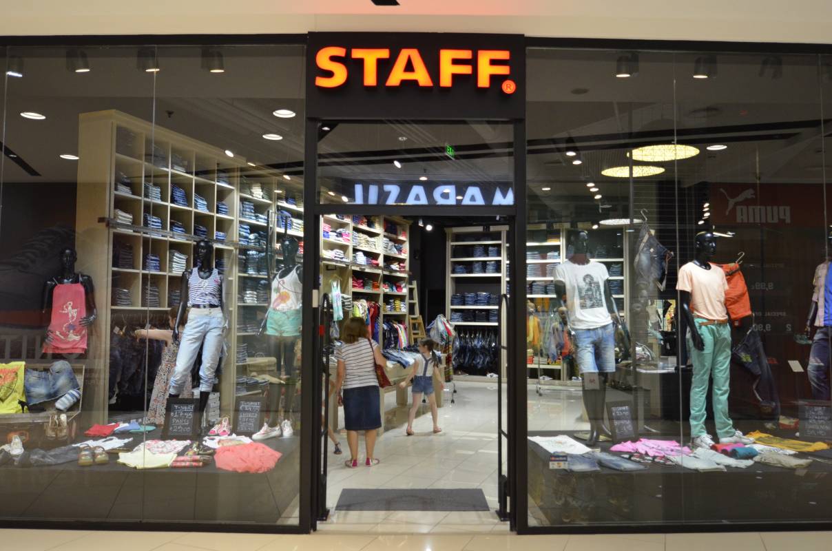 STAFF Jeans & Co - One Salonica — φωτογραφία 3
