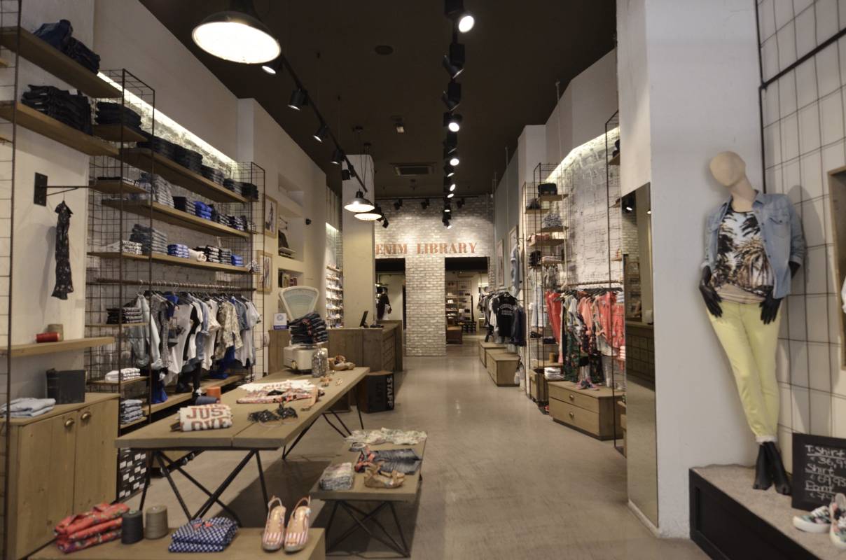 STAFF Jeans & Co - Tsimiski — φωτογραφία 22