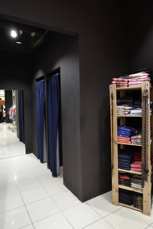 STAFF Jeans & Co - One Salonica — φωτογραφία 25