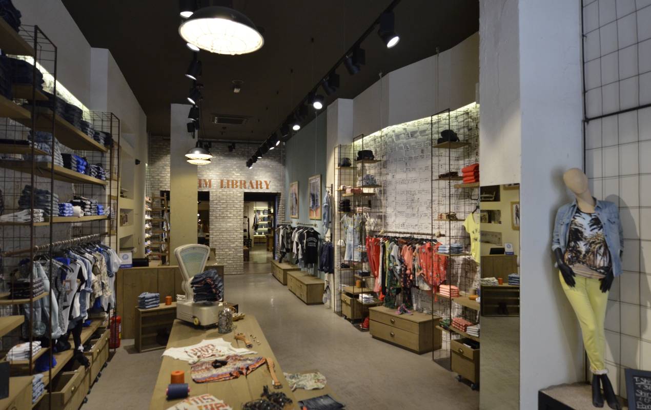 STAFF Jeans & Co - Tsimiski — φωτογραφία 30