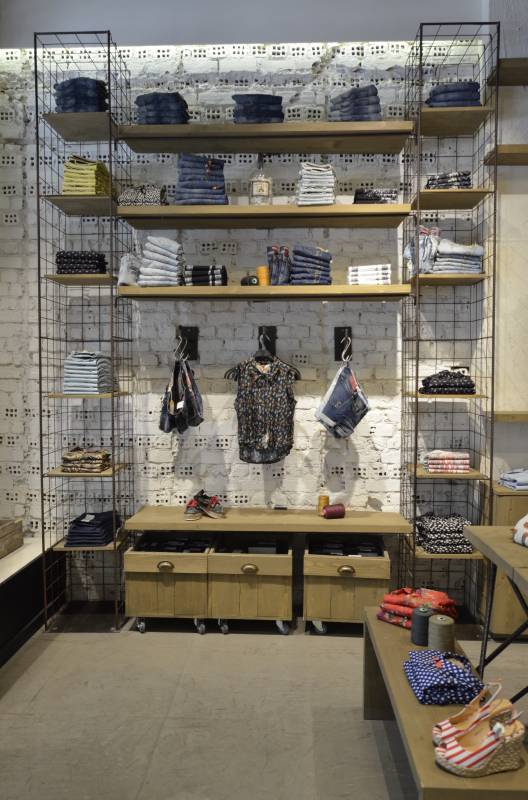 STAFF Jeans & Co - Tsimiski — φωτογραφία 35