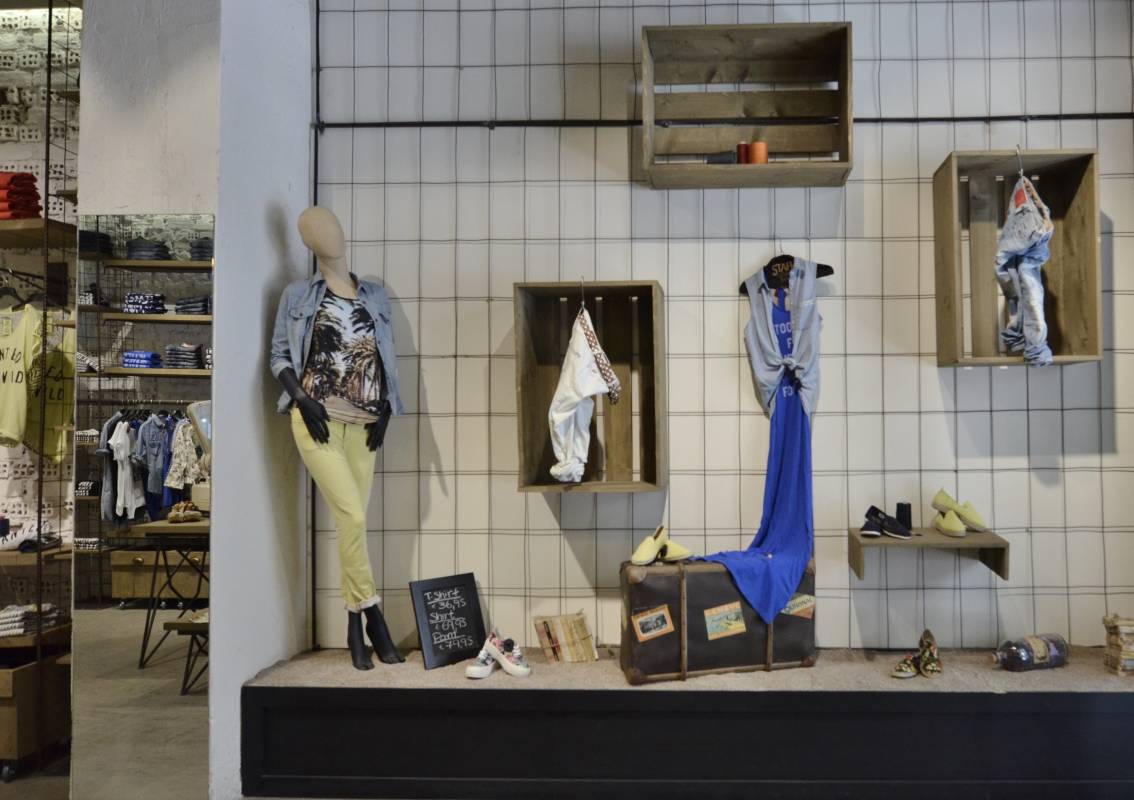 STAFF Jeans & Co - Tsimiski — φωτογραφία 36