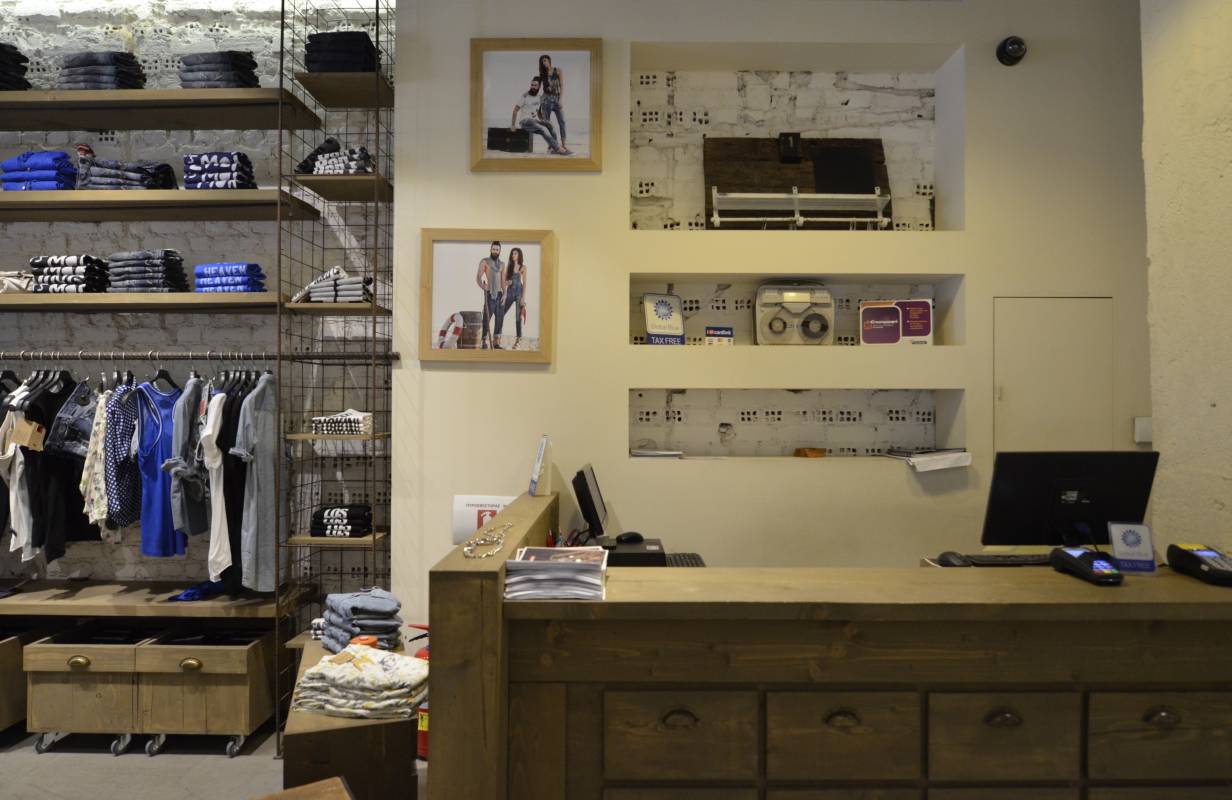 STAFF Jeans & Co - Tsimiski — φωτογραφία 42