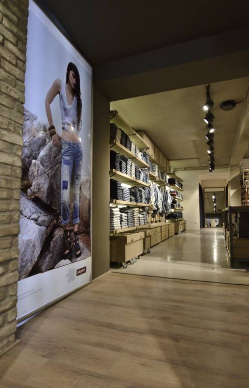 STAFF Jeans & Co - Tsimiski — φωτογραφία 47